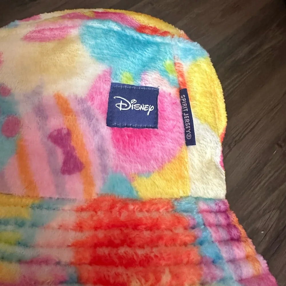 NWT Disney Parks Spirit Jersey Sherpa Bucket Hat